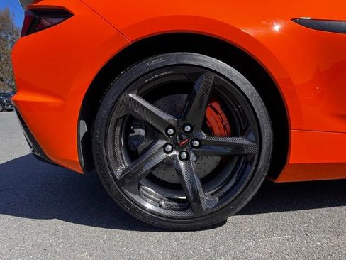 Used 2023 Chevrolet Corvette Z06 w/ Z07 Performance Package image 5