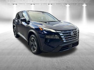 Used 2025 Nissan Rogue SV FWD video 2
