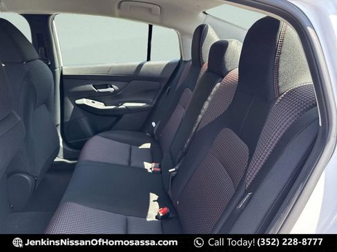 New 2026 Nissan Sentra SR w/ Floor Mat Package FWD image 25