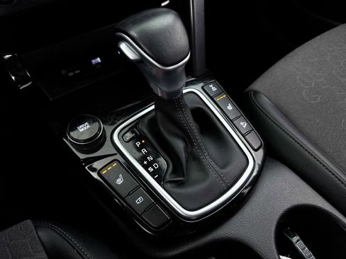 Certified 2024 Kia Seltos S image 25