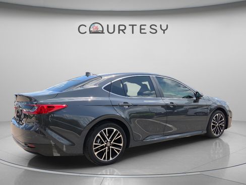 Certified 2026 Toyota Camry XLE FWD image 5