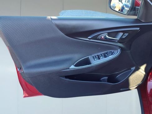 Used 2024 Chevrolet Malibu LT image 10