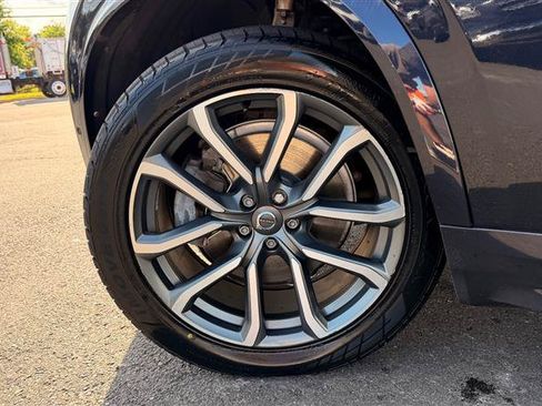 Used 2019 Volvo XC90 T6 Momentum w/ Protection Package Premier AWD/4WD image 16