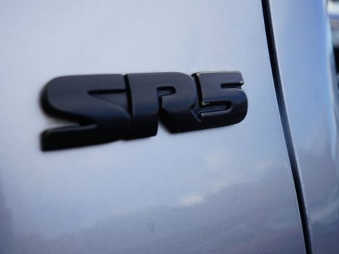 Used 2021 Toyota Tacoma SR5 w/ Technology Package image 21