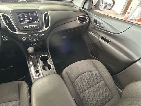 Used 2022 Chevrolet Equinox LT image 11