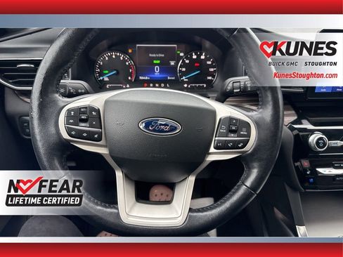 Used 2022 Ford Explorer Limited AWD/4WD image 23