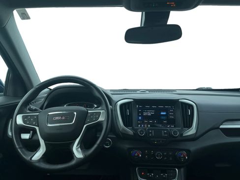 Used 2022 GMC Terrain SLT w/ LPO, Floor Liner Package FWD image 10