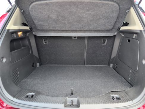 Used 2022 Buick Encore Preferred w/ Safety Package FWD image 5