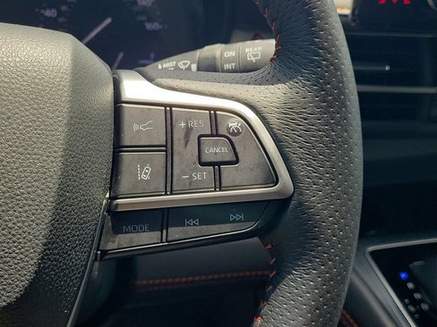 Used 2021 Toyota Sienna XSE FWD image 22