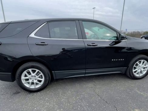 Used 2024 Chevrolet Equinox LT w/ LPO, Floor Liner Package image 8