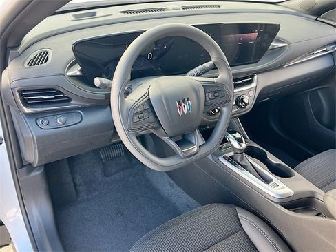 New 2026 Buick Envista Preferred image 6