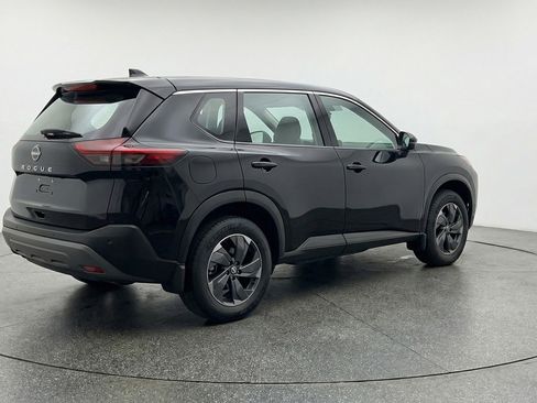 Used 2025 Nissan Rogue SV FWD image 9