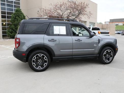 Used 2025 Ford Bronco Sport Outer Banks AWD/4WD image 6