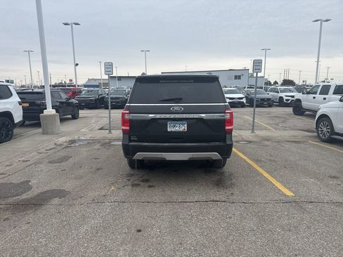 Used 2019 Ford Expedition XLT w/ Equipment Group 202A image 6