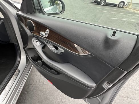 Used 2015 Mercedes-Benz C 300 Sedan image 15