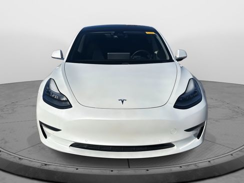 Used 2020 Tesla Model 3 Long Range image 2