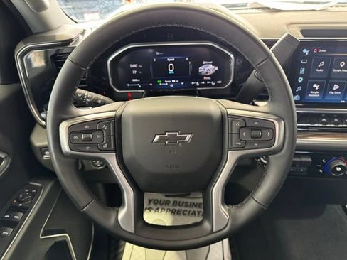 Certified 2026 Chevrolet Silverado 1500 RST AWD/4WD image 17