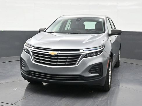 Used 2024 Chevrolet Equinox LS FWD image 8