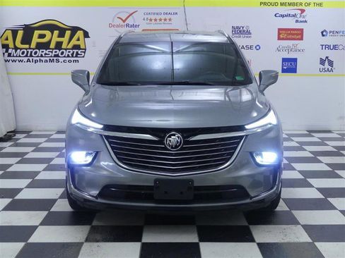 Used 2024 Buick Enclave Premium image 4