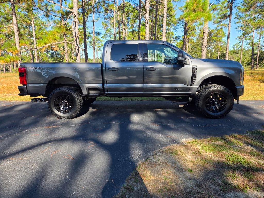 Used 2024 Ford F250 Lariat w/ Lariat Ultimate Package AWD/4WD image 6