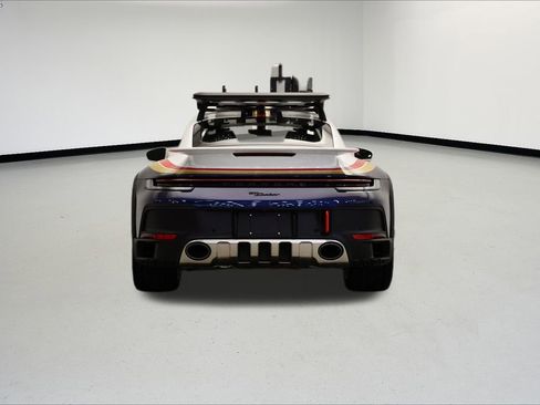 Used 2024 Porsche 911 Dakar image 6