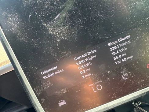 Used 2021 Tesla Model Y Long Range AWD/4WD image 2