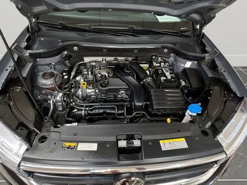 Used 2023 Volkswagen Taos SE FWD image 24