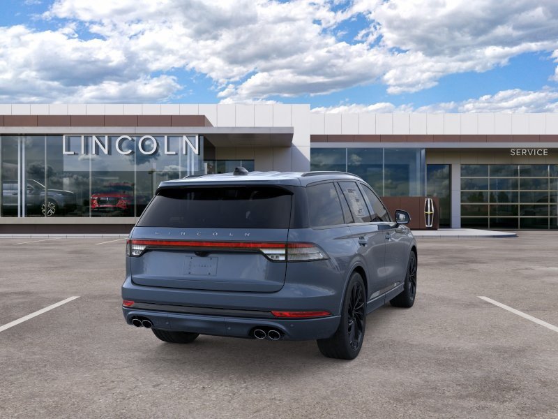 New 2026 Lincoln Aviator Reserve w/ Jet Appearance Package AWD/4WD image 8