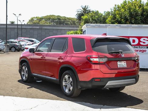 Used 2023 Honda Pilot EX-L image 6