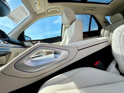 Certified 2024 Mercedes-Benz GLE 450 4MATIC image 49