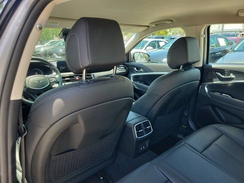 Certified 2026 Genesis G70 2.5T RWD image 8