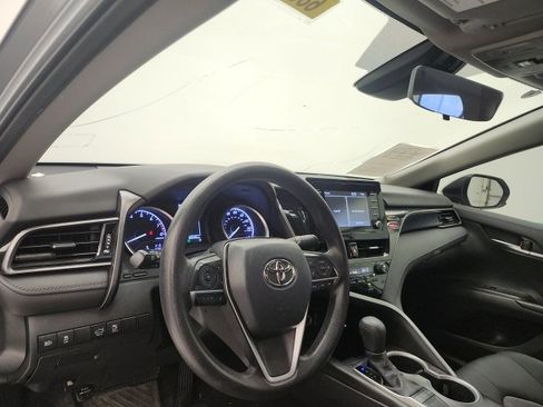 Used 2023 Toyota Camry LE image 12
