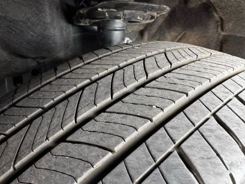 Used 2023 Ford Escape SE image 7