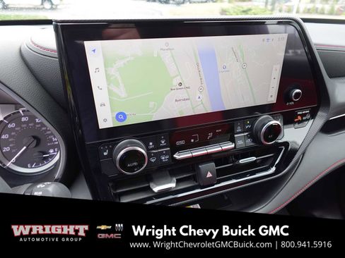 Used 2024 Toyota Highlander XSE image 18