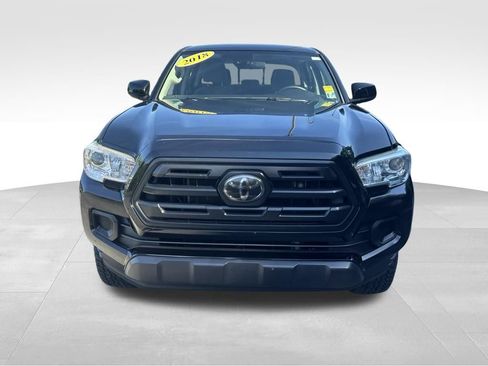 Used 2018 Toyota Tacoma SR w/ SR Convenience Package AWD/4WD image 8