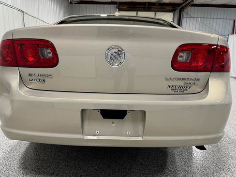Used 2009 Buick Lucerne CXL FWD image 3