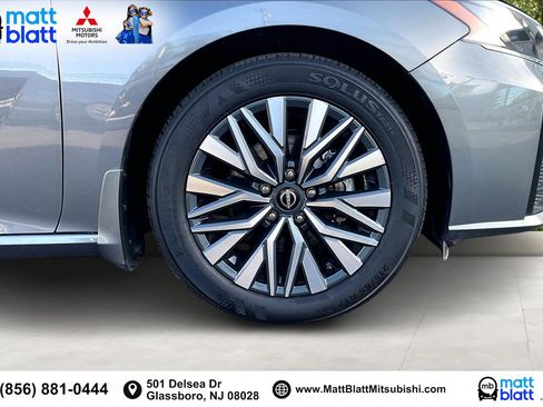 Used 2024 Nissan Altima 2.5 SV image 10