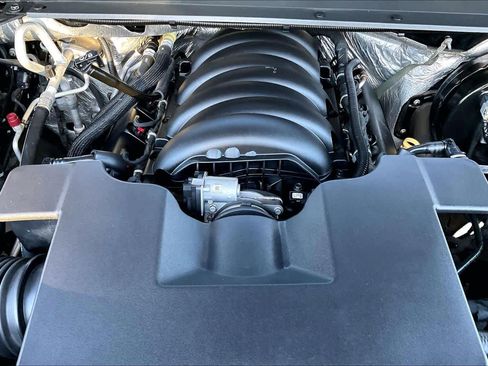 Used 2016 Chevrolet Tahoe LT image 28