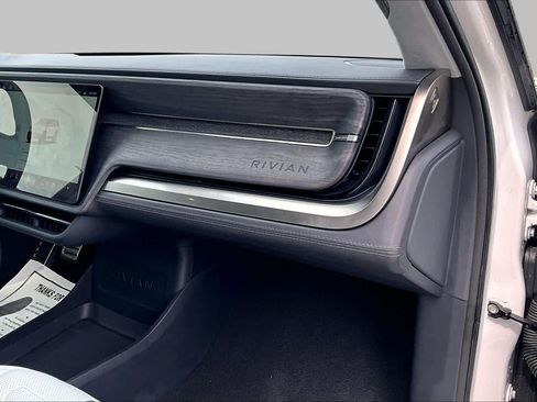 Used 2023 Rivian R1S Launch Edition AWD/4WD image 19