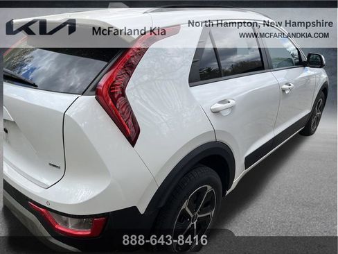 Used 2023 Kia Niro EX FWD image 6