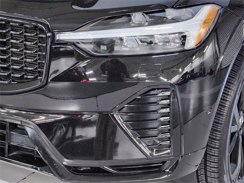 Used 2024 Volvo XC60 T8 Ultimate image 12