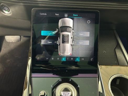 Certified 2025 Cadillac Escalade Sport Platinum w/ LPO, Floor Liner Package image 23