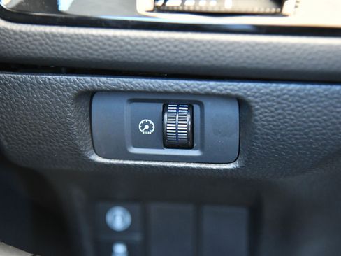 Used 2023 Honda Civic LX image 30