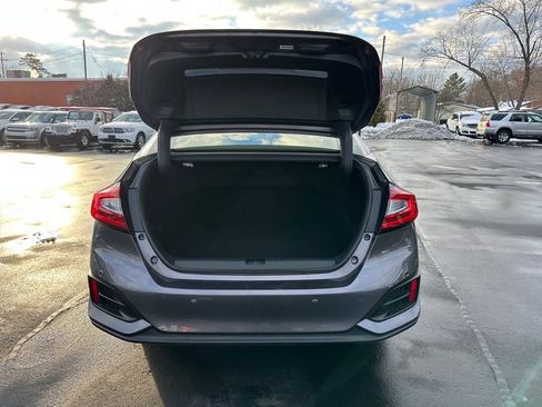 Used 2018 Honda Clarity Touring image 10