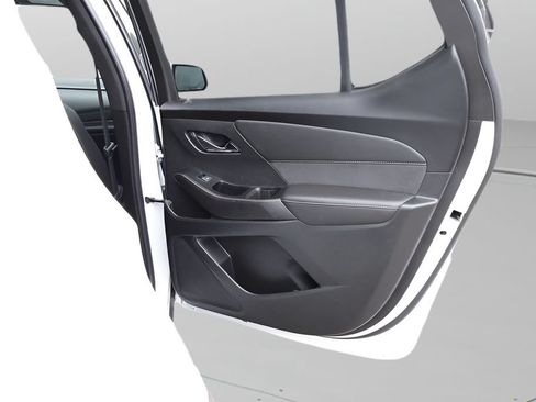 Used 2023 Chevrolet Traverse High Country w/ LPO, Floor Liner Package AWD/4WD image 18