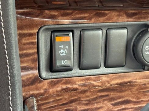 Used 2017 Nissan Armada SL AWD/4WD image 20