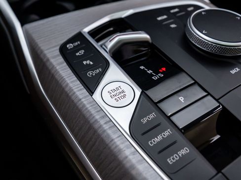 New 2026 BMW 330i xDrive 330i xDrive w/ M Sport Package image 22