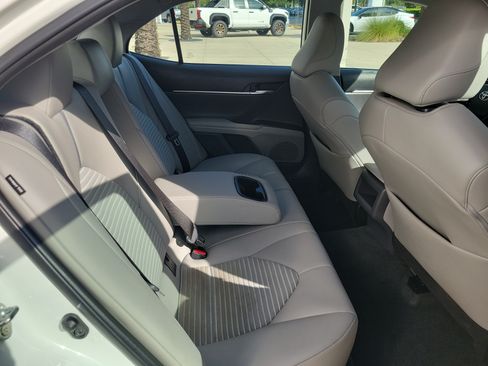 Used 2023 Toyota Camry SE AWD/4WD image 31