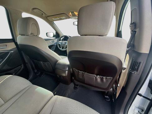 Used 2018 Hyundai Santa Fe Sport w/ 2.4L Value Package 02 FWD image 26