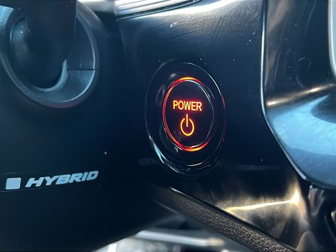 Used 2025 Honda Civic Sport image 27